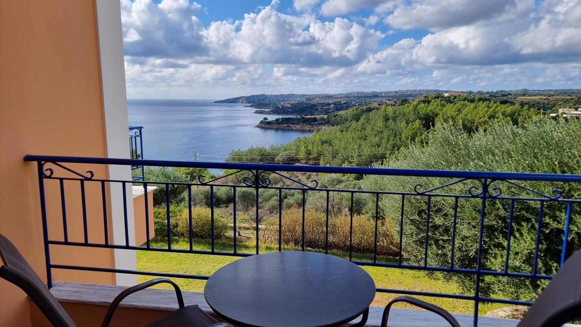 Afrato Village Sea View Apartments Trapezaki  Exteriör bild